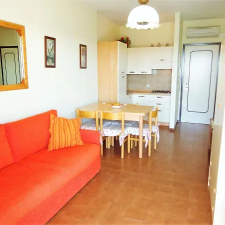 Apartment Belvilla By Oyo Aurora 19a
