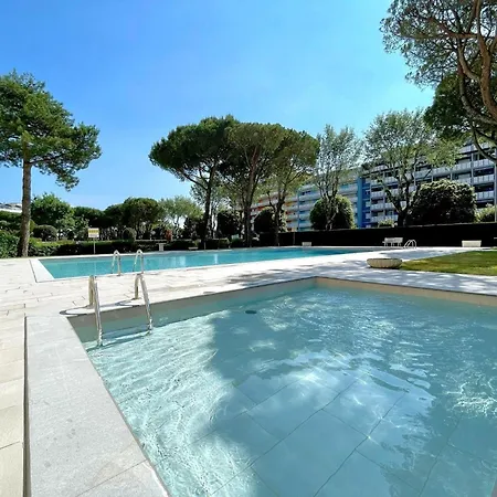Belvilla By Oyo Aurora 19a Apartment *
